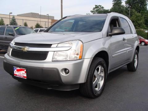 Galaxy Silver Metallic Chevrolet Equinox LT AWD.  Click to enlarge.