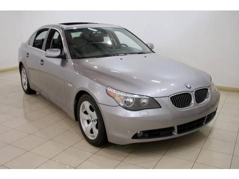 Silver Grey Metallic BMW 5 Series 525i Sedan.  Click to enlarge.