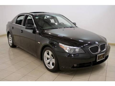Black Sapphire Metallic BMW 5 Series 525i Sedan.  Click to enlarge.