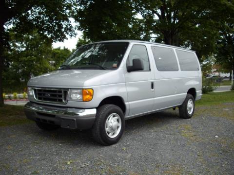 Silver Metallic Ford E Series Van E350 Super Duty XLT Passenger.  Click to enlarge.