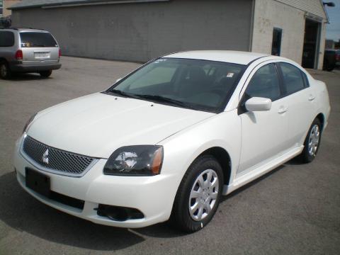 Dover White Pearl Mitsubishi Galant ES.  Click to enlarge.