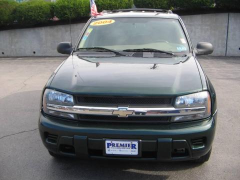 Dark Green Metallic Chevrolet TrailBlazer LS 4x4.  Click to enlarge.