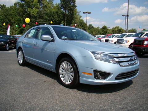 Light Ice Blue Metallic Ford Fusion Hybrid.  Click to enlarge.
