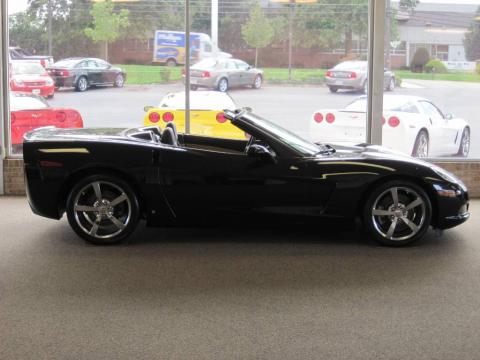 Black Chevrolet Corvette Convertible.  Click to enlarge.