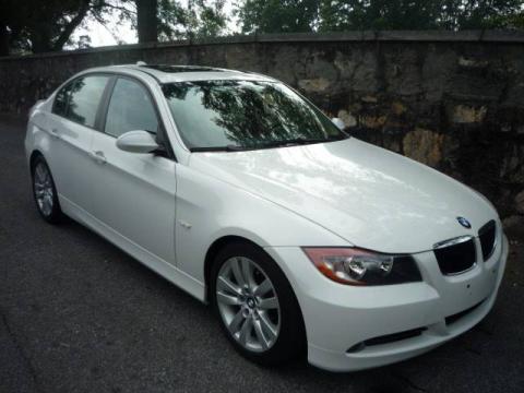 Alpine White BMW 3 Series 328i Sedan.  Click to enlarge.