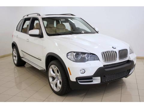 Alpine White BMW X5 xDrive48i.  Click to enlarge.