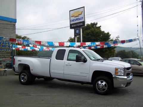 Summit White Chevrolet Silverado 3500HD LTZ Extended Cab 4x4 Dually.  Click to enlarge.