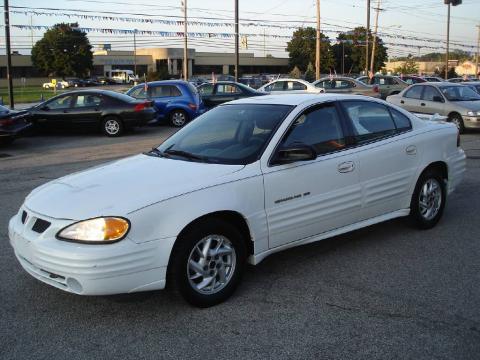 Arctic White Pontiac Grand Am SE Sedan. Click to enlarge. Arctic White Pontiac Grand Am SE Sedan. Click to enlarge.