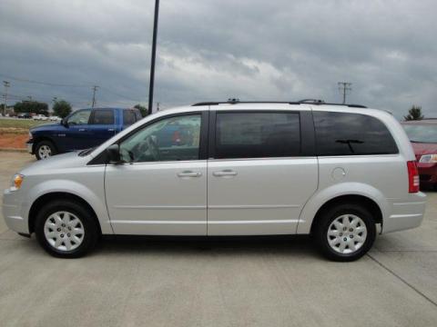Bright Silver Metallic Chrysler Town & Country LX.  Click to enlarge.
