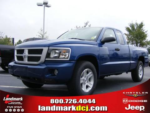 Deep Water Blue Pearl Coat Dodge Dakota Big Horn Extended Cab.  Click to enlarge.