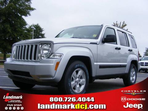 Bright Silver Metallic Jeep Liberty Sport.  Click to enlarge.