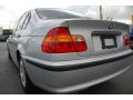 2003 3 Series 325i Sedan #12