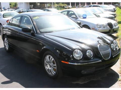 Ebony Black Jaguar S-Type 3.0.  Click to enlarge.