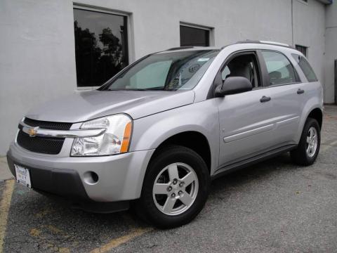 Galaxy Silver Metallic Chevrolet Equinox LS AWD.  Click to enlarge.
