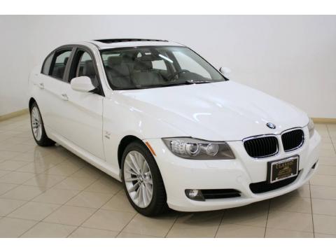Alpine White BMW 3 Series 328xi Sedan.  Click to enlarge.