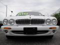 1999 XJ Vanden Plas #2