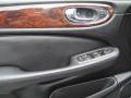2007 XJ XJ8 L #12