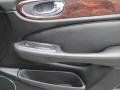 2007 XJ XJ8 L #25