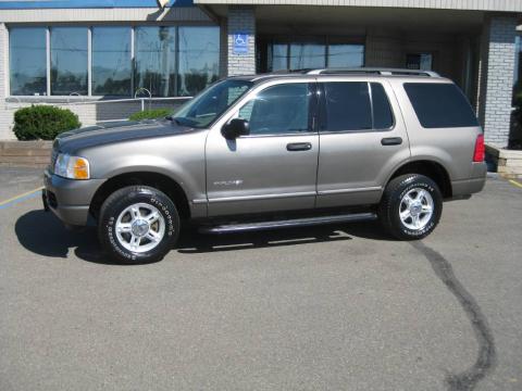 Mineral Grey Metallic Ford Explorer XLT 4x4.  Click to enlarge.