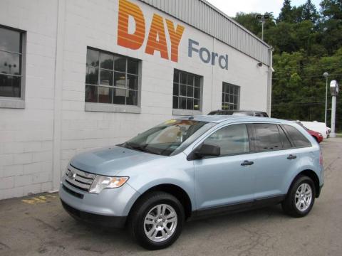 Light Ice Blue Metallic Ford Edge SE.  Click to enlarge.