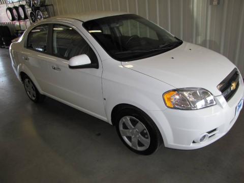 Summit White Chevrolet Aveo LT Sedan.  Click to enlarge.