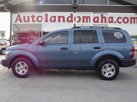 Atlantic Blue Pearl Dodge Durango SXT 4x4.  Click to enlarge.