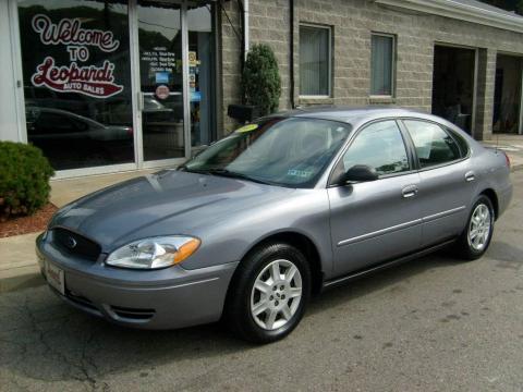 Tungsten Metallic Ford Taurus SE.  Click to enlarge.