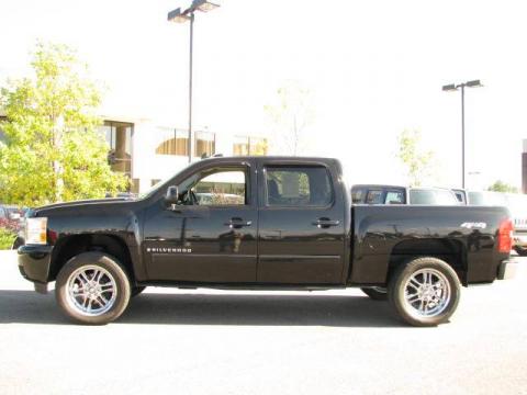 Black Chevrolet Silverado 1500 LTZ Crew Cab 4x4.  Click to enlarge.