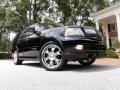 2006 Navigator Ultimate #30