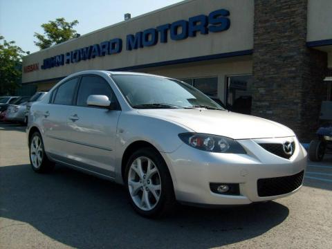 Sunlight Silver Metallic Mazda MAZDA3 i Touring Sedan.  Click to enlarge.