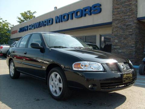 Blackout Nissan Sentra 1.8 S Special Edition.  Click to enlarge.