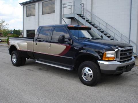 Black Ford F350 Super Duty Lariat LE Crew Cab 4x4 Dually.  Click to enlarge.