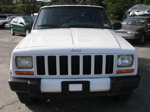 Stone White Jeep Cherokee Sport 4x4.  Click to enlarge.