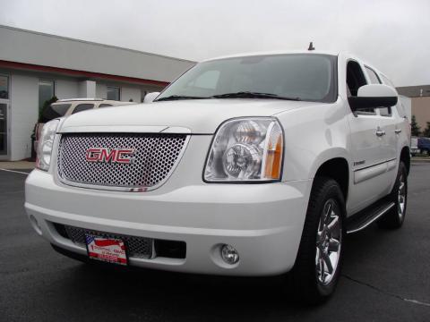 Summit White GMC Yukon Denali AWD.  Click to enlarge.