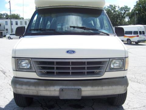 White Ford E Series Van E350 Club Wagon 15 Passenger.  Click to enlarge.