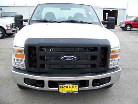Oxford White Ford F250 Super Duty XL Regular Cab.  Click to enlarge.