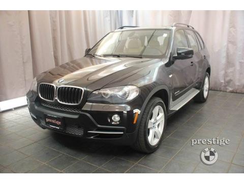 Black Sapphire Metallic BMW X5 xDrive30i.  Click to enlarge.