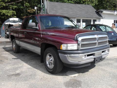Dark Garnet Red Pearlcoat Dodge Ram 1500 SLT Extended Cab.  Click to enlarge.