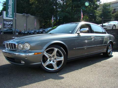 Quartz Metallic Jaguar XJ XJ8 L.  Click to enlarge.
