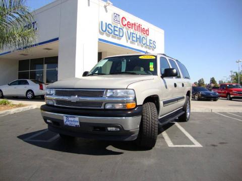 Sandstone Metallic Chevrolet Suburban LT 1500 4x4.  Click to enlarge.