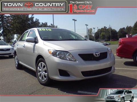 Classic Silver Metallic Toyota Corolla LE.  Click to enlarge.