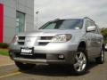 2004 Outlander XLS #2