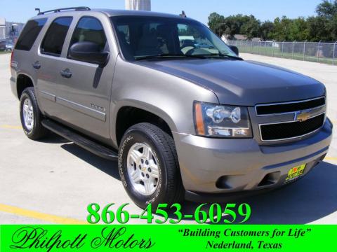 Graystone Metallic Chevrolet Tahoe LS.  Click to enlarge.