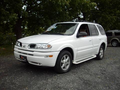 Arctic White 2002 Oldsmobile