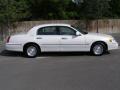 2000 Town Car Executive #7