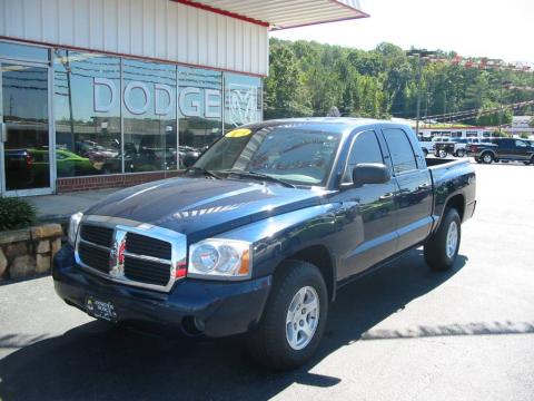 Patriot Blue Pearl Dodge Dakota SLT Quad Cab 4x4.  Click to enlarge.