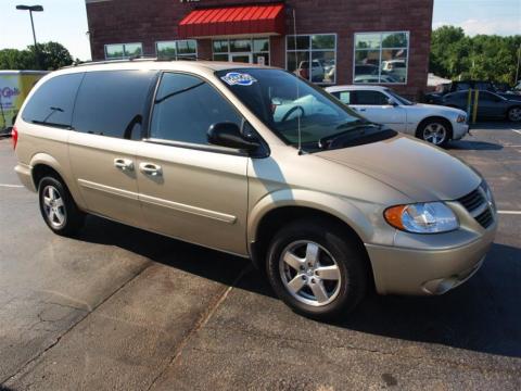 Linen Gold Metallic Dodge Grand Caravan SXT.  Click to enlarge.