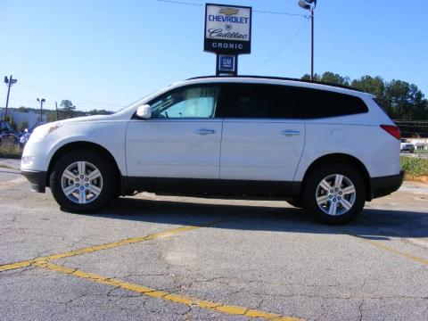 Summit White Chevrolet Traverse LT.  Click to enlarge.