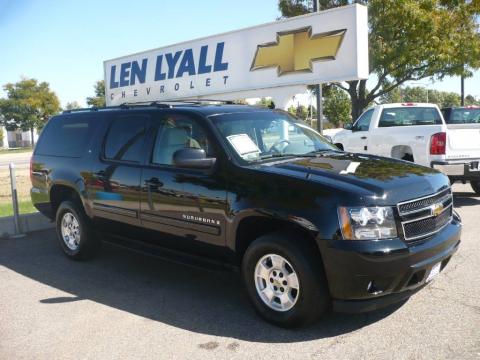 Black Chevrolet Suburban LT 4x4.  Click to enlarge.