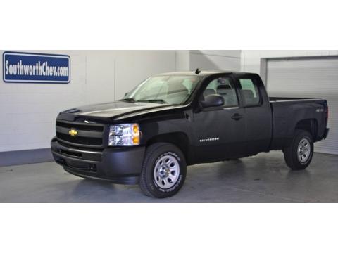 Imperial Blue Metallic Chevrolet Silverado 1500 Extended Cab 4x4.  Click to enlarge.